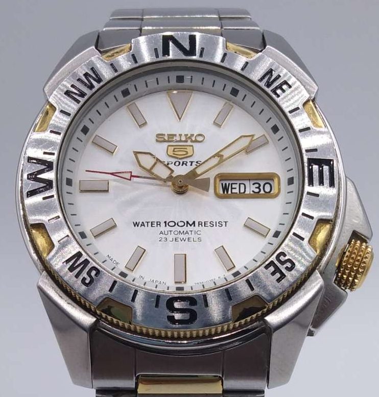 Seiko 5 Sports 7S36-02P0