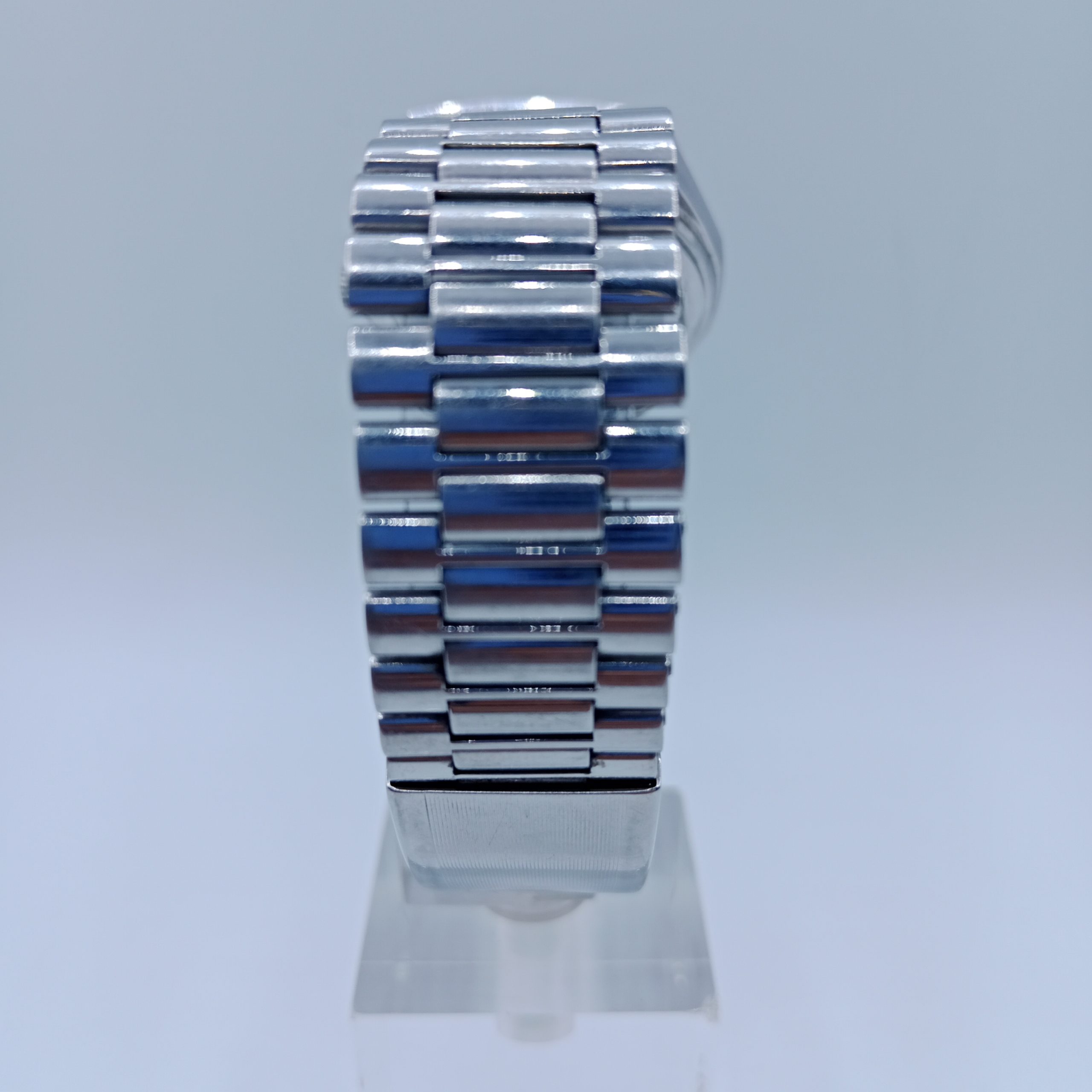 West End Watch - Image 7