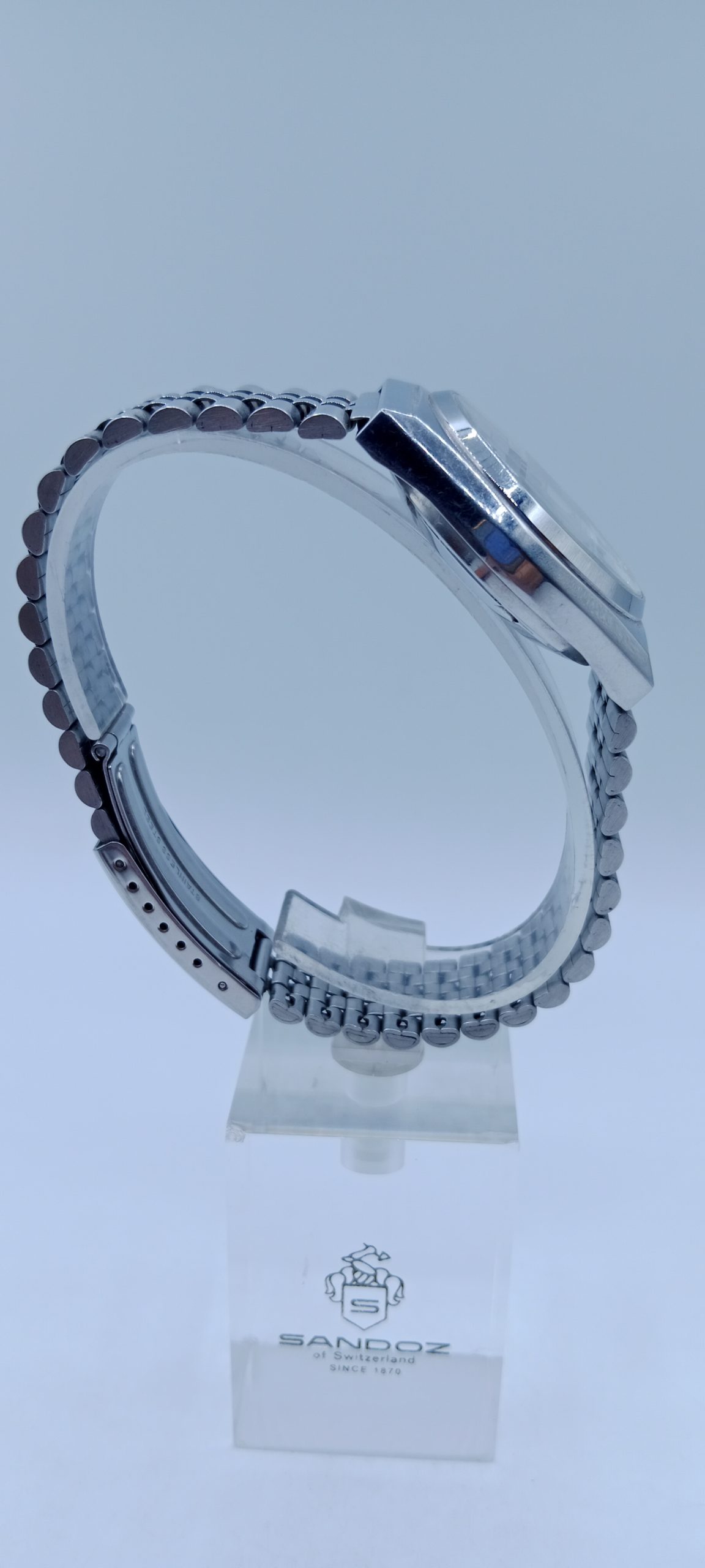 Orient - Image 5